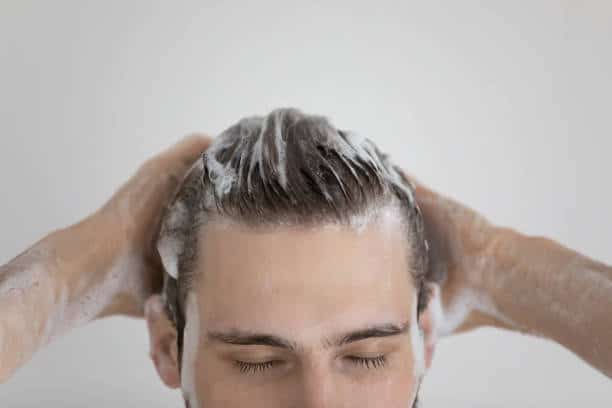 shampooing après une greffe de cheveux